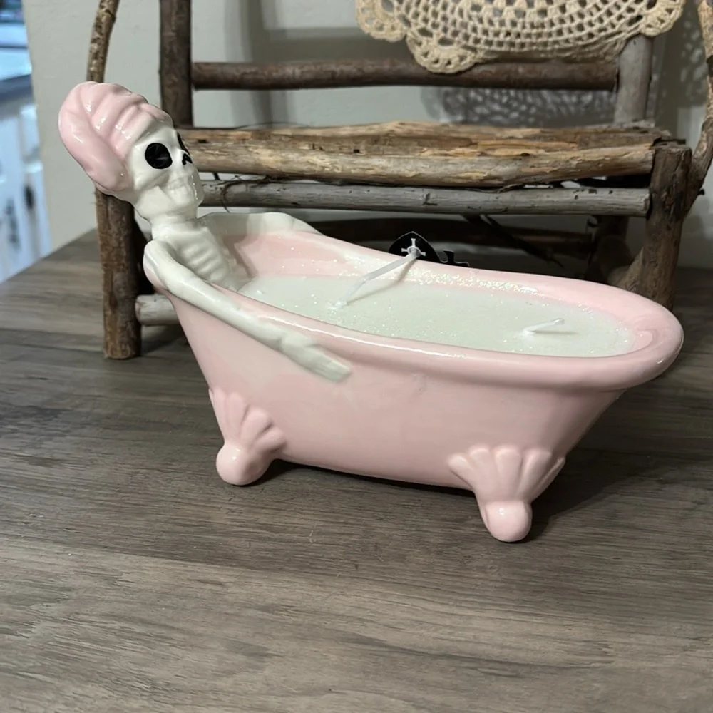 NEW Skull & Bones Skeleton in a Pink Bathtub Summerween Halloween Candle
